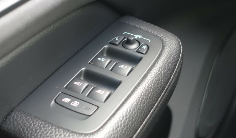 VOLVO V 60 D3 2.0 L  150CH MOMENTUM complet