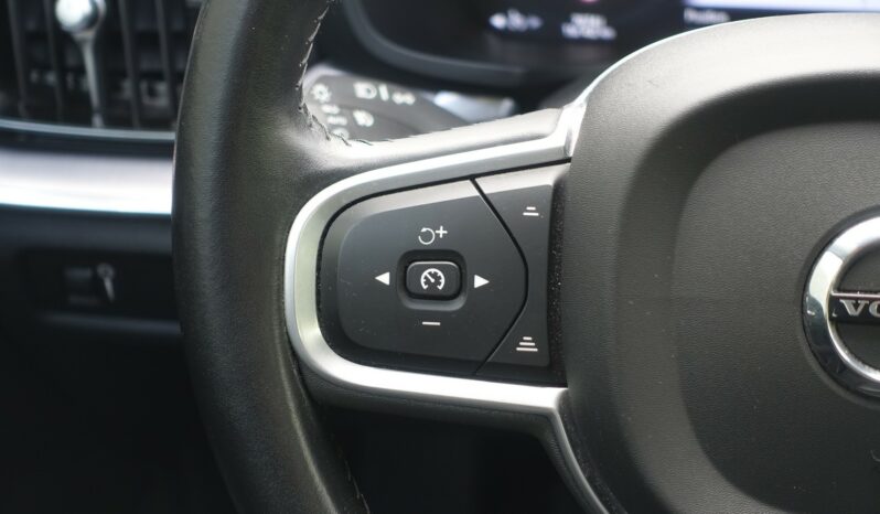 VOLVO V 60 D3 2.0 L  150CH MOMENTUM complet
