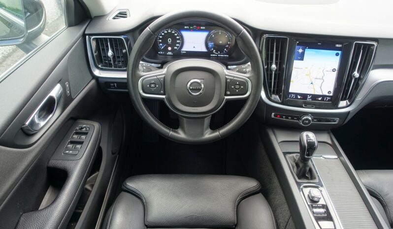 VOLVO V 60 D3 2.0 L  150CH MOMENTUM complet
