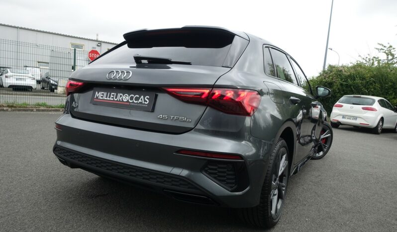 AUDI A3 SPORTBACK 45 COMPETITION TFSI E TRON S-TRONIC 245 CH HYBRIDE RECHARGEABLE  S-LINE complet