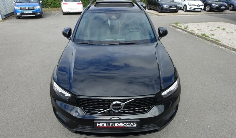 VOLVO XC 40 D4 2.0 L GEARTRONIC 190CH R-DESIGN complet