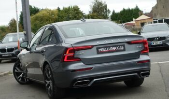 VOLVO S 60 T8 AWD GEARTRONIC 303CH + 87 CH HYBRIDE RECHARGEABLE R-DESIGN complet