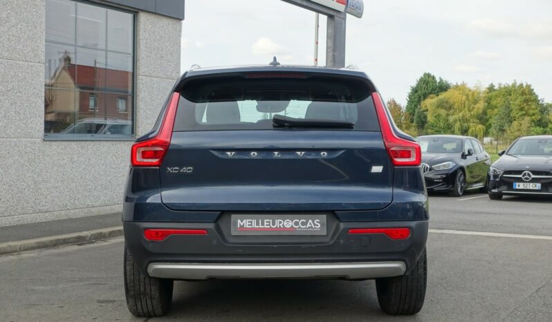 VOLVO XC 40 T4 HYBRIDE RECHARGEABLE GEARTRONIC 211 CH ( 129 CH + 82 CH ) INSCRIPTION complet