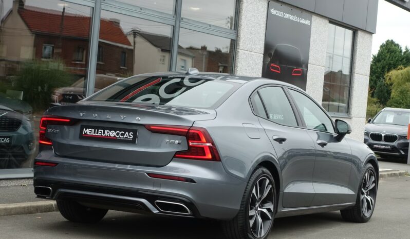 VOLVO S 60 T8 AWD GEARTRONIC 303CH + 87 CH HYBRIDE RECHARGEABLE R-DESIGN complet