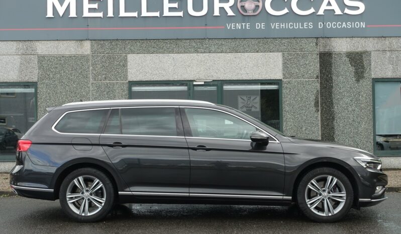 VOLKSWAGEN PASSAT SW 1.6 L TDI DSG7 120 CV ( break ) complet