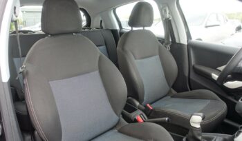 PEUGEOT 208 1.6L HDI 75CH 5 PORTES  LIKE complet