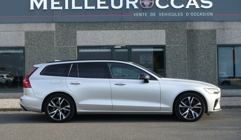 VOLVO V 60 T6 HYBRIDE RECHARGEABLE GEARTRONIC AWD 340 CH ( 253 CH + 87 CH ) R-DESIGN complet