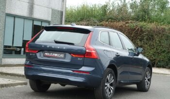 VOLVO XC 60 B4 2.0 L GEARTRONIC 197 CH MHEV  MOMENTUM complet