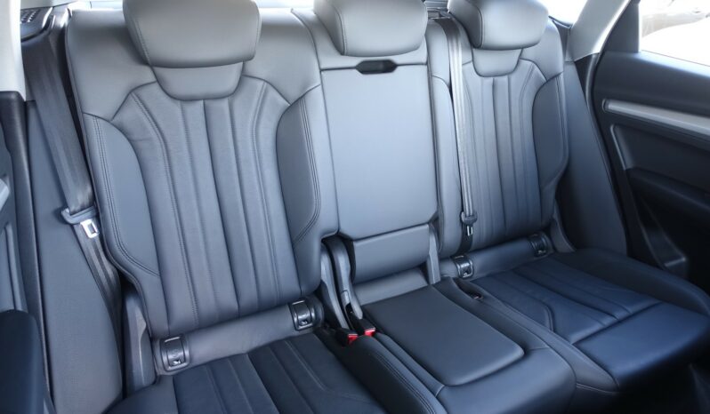 AUDI Q5 55 TFSI E 252 CH QUATTRO S-TRONIC HYBRIDE RECHARGEABLE S-LINE complet