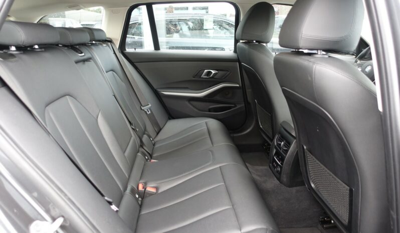 BMW 318 DA TOURING DKG SERIE 3 BVA complet