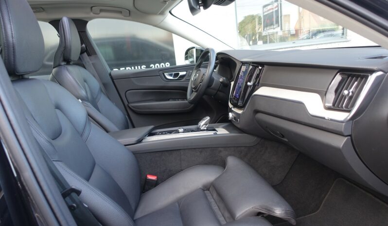VOLVO XC 60 B4 2.0L D GEARTRONIC 197CH MHEV  INSCRIPTION complet