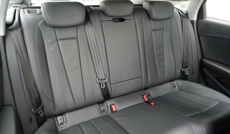 AUDI A4 AVANT 35 TDI MHEV PHASE 2 S-TRONIC 163 CH complet