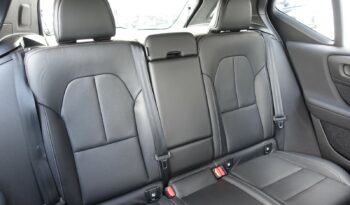 VOLVO XC 40 T4 HYBRIDE RECHARGEABLE GEARTRONIC 211 CH ( 129 CH + 82 CH ) INSCRIPTION complet