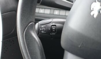 PEUGEOT 208 1.6L HDI 75CH 5 PORTES  LIKE complet