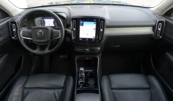 VOLVO XC 40 T4 HYBRIDE RECHARGEABLE GEARTRONIC 211 CH ( 129 CH + 82 CH ) INSCRIPTION complet