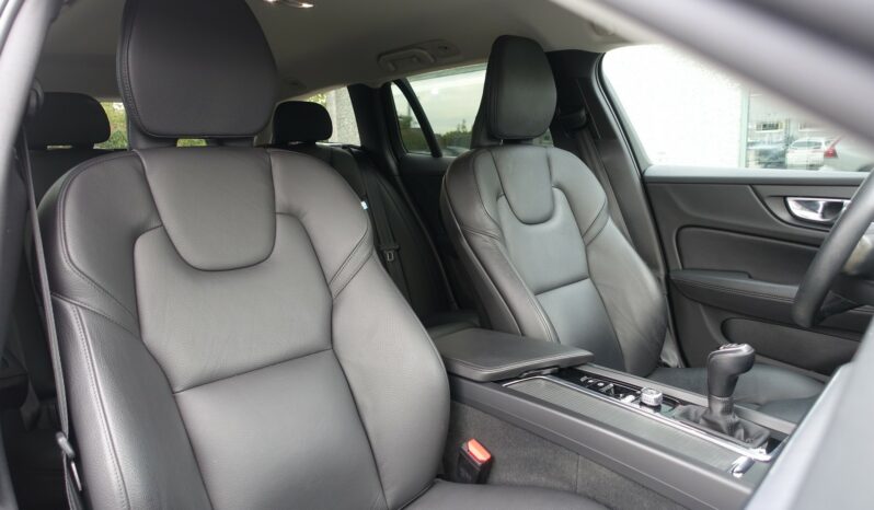 VOLVO V 60 D3 2.0 L 150CH  MOMENTUM complet