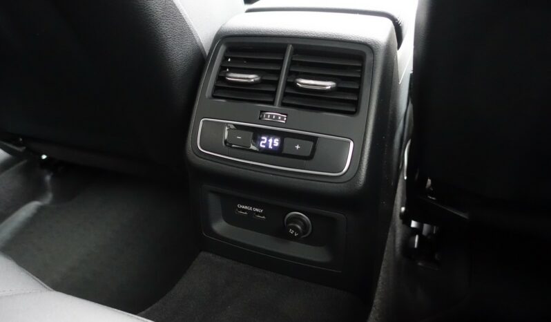 AUDI A4 AVANT 35 TDI MHEV PHASE 2 S-TRONIC 163 CH complet