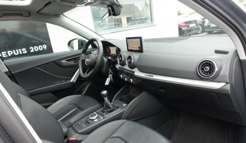 AUDI Q2 30 TDI 116 CH  S-LINE complet