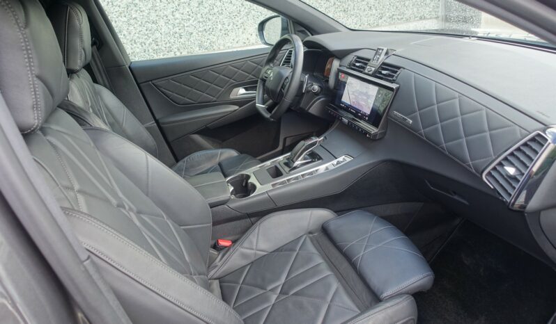 DS7 CROSSBACK HDI EAT8 130 CH SO-CHIC RIVOLI complet