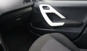 PEUGEOT 208 1.6L HDI 75CH 5 PORTES  LIKE complet