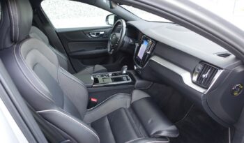 VOLVO V 60 T6 HYBRIDE RECHARGEABLE GEARTRONIC AWD 340 CH ( 253 CH + 87 CH ) R-DESIGN complet