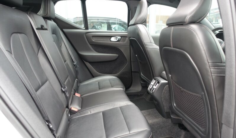 VOLVO XC 40 D3 2.0 L GEARTRONIC 150 CH R-DESIGN complet