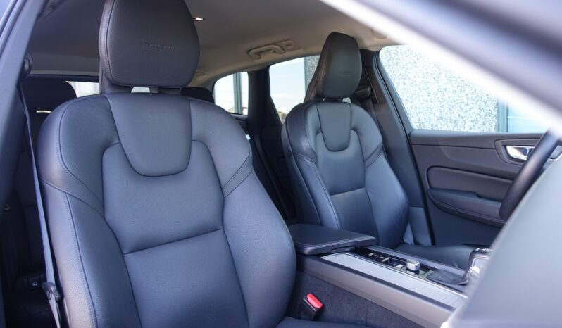 VOLVO XC 60 D4 2.0 L GEARTRONIC 190CH INSCRIPTION complet