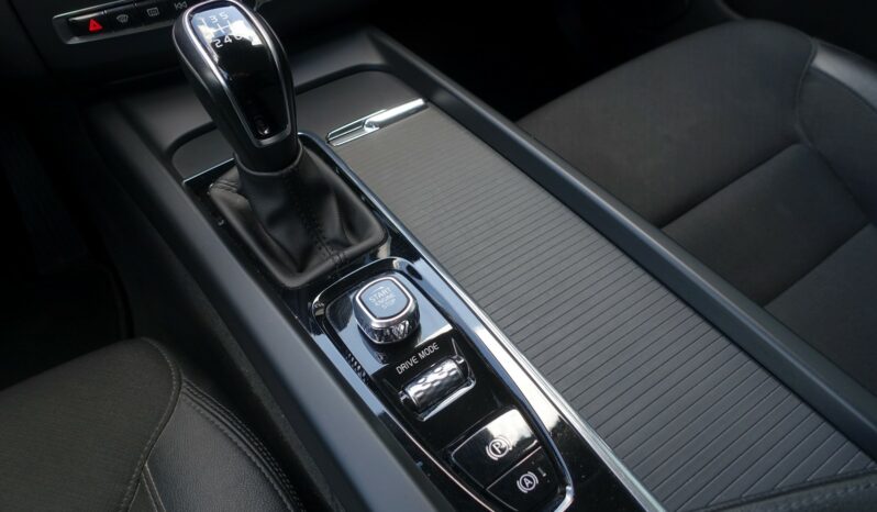 VOLVO XC 60 D3 2.0 L 150CH MOMENTUM complet