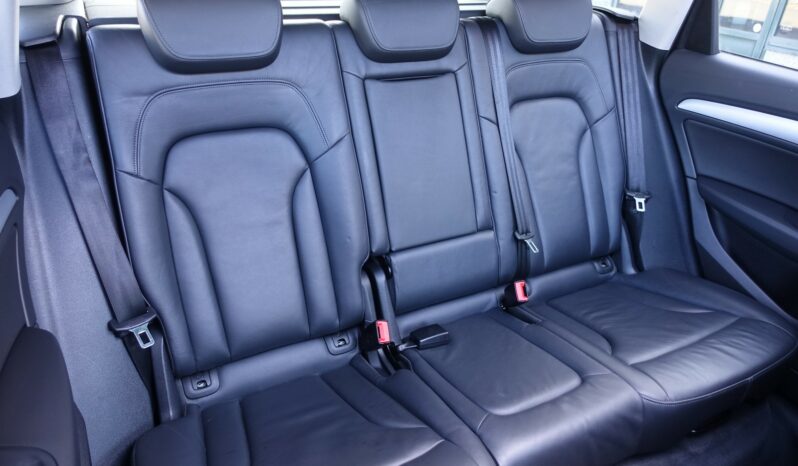 AUDI Q5 2.0L TDI complet