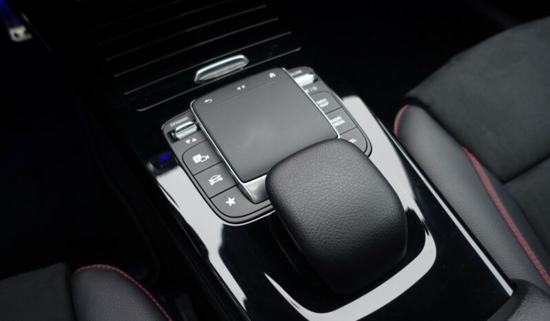 MERCEDES CLA 200D SHOOTING BRAKE 8G-DCT 150 CH AMG-LINE complet