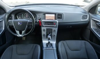 VOLVO V60 1 PHASE 2.0L TDI D4 GEARTRONIC 190CH  MOMENTUM complet