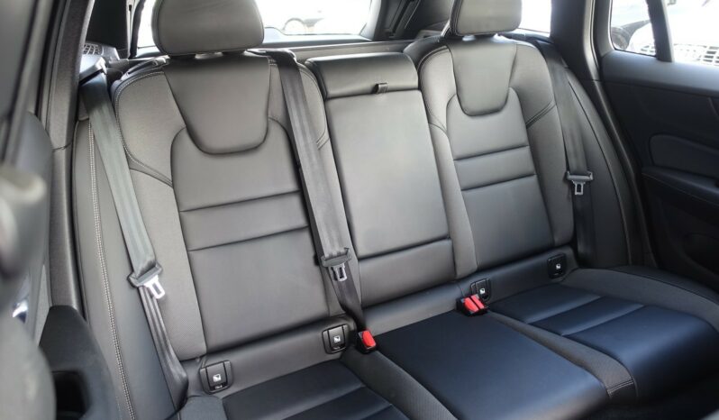 VOLVO V 60 B4 2.0L GEARTRONIC 197CH MHEV  R-DESIGN complet