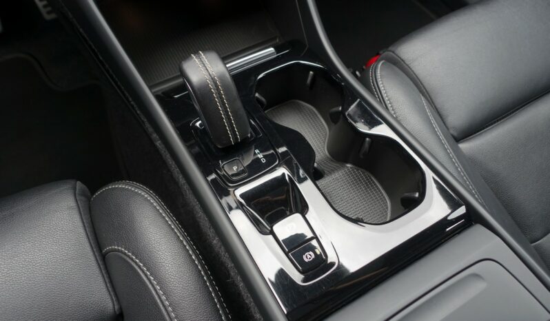 VOLVO XC 40 D3 2.0 L GEARTRONIC 150 CH R-DESIGN complet