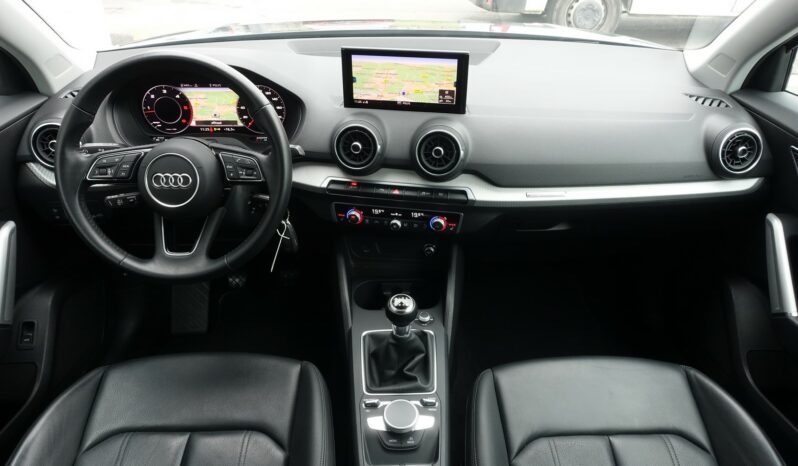 AUDI Q2 30 TDI 116 CH  S-LINE complet