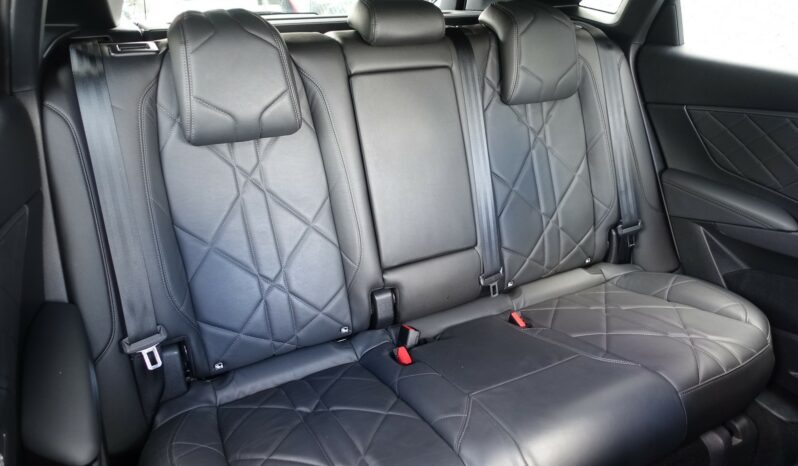DS7 CROSSBACK HDI EAT8 130 CH SO-CHIC RIVOLI complet