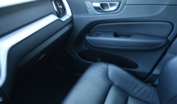 VOLVO XC 60 B4 2.0L D GEARTRONIC 197CH MHEV  MOMENTUM complet