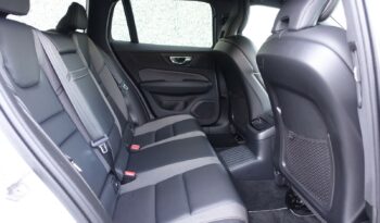 VOLVO V 60 T6 HYBRIDE RECHARGEABLE GEARTRONIC AWD 340 CH ( 253 CH + 87 CH ) R-DESIGN complet