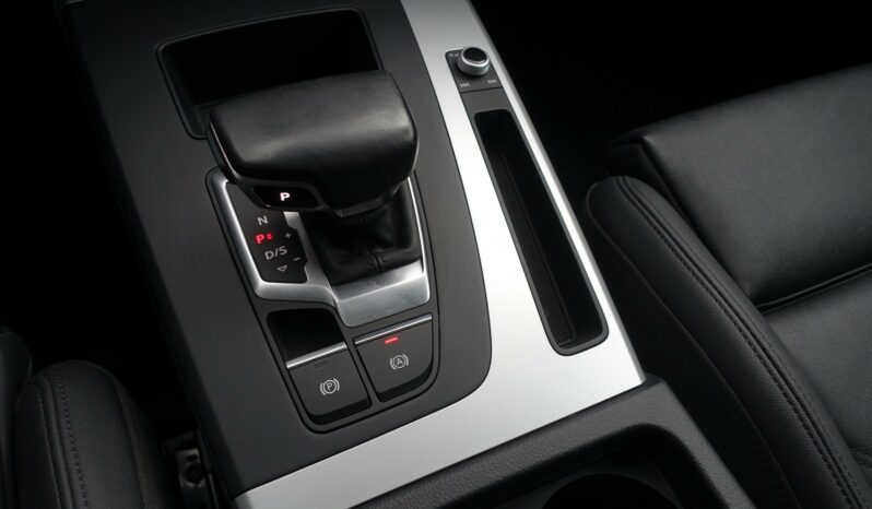 AUDI Q5 50 TFSI E 299 CH QUATTRO S-TRONIC HYBRIDE complet