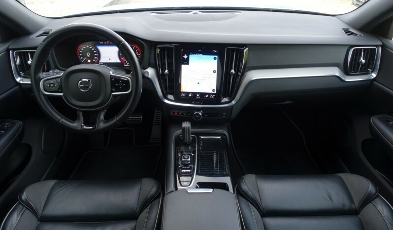 VOLVO V 60 T6 HYBRIDE RECHARGEABLE GEARTRONIC AWD 340 CH ( 253 CH + 87 CH ) R-DESIGN complet
