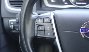 VOLVO V60 1 PHASE 2.0L TDI D4 GEARTRONIC 190CH  MOMENTUM complet