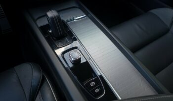 VOLVO V 60 B4 2.0L GEARTRONIC 197CH MHEV  R-DESIGN complet