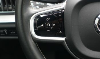 VOLVO S 60 T8 AWD GEARTRONIC 303CH + 87 CH HYBRIDE RECHARGEABLE R-DESIGN complet