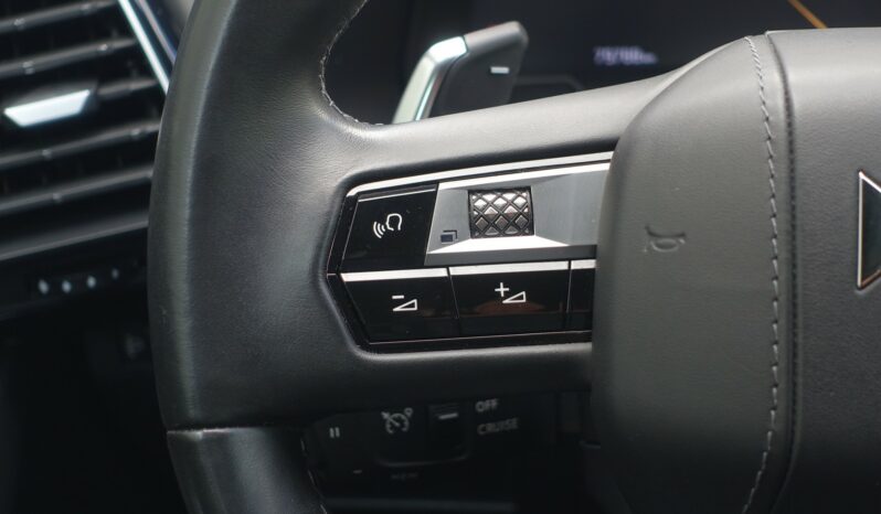DS7 CROSSBACK HDI EAT8 130 CH SO-CHIC RIVOLI complet