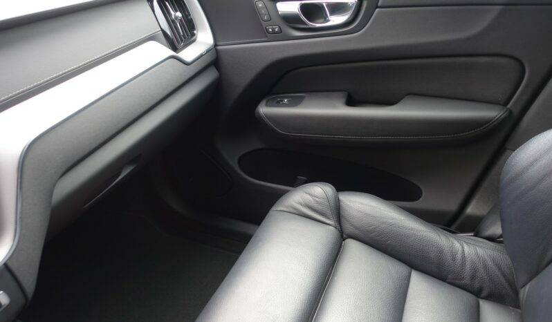 VOLVO XC 60 D4 GEARTRONIC 163 CH  INSCRIPTION complet