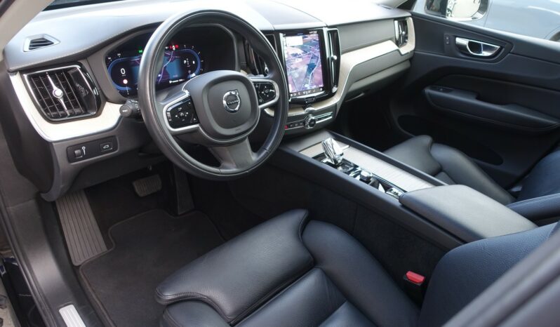 VOLVO XC 60 B4 2.0L D GEARTRONIC 197CH MHEV  INSCRIPTION complet