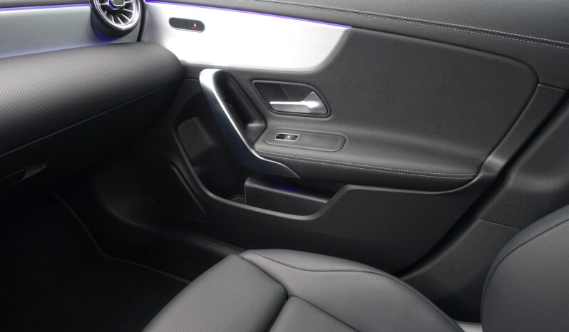 MERCEDES CLASSE CLA 200D SHOOTING BRAKE 150 CH 8G-Dct complet