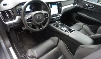 VOLVO S 60 T8 AWD GEARTRONIC 303CH + 87 CH HYBRIDE RECHARGEABLE R-DESIGN complet