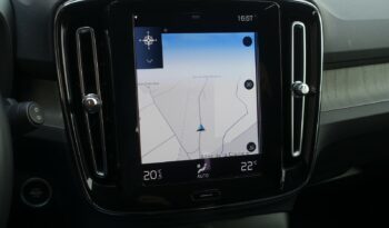 VOLVO XC 40 T4 HYBRIDE RECHARGEABLE GEARTRONIC 211 CH ( 129 CH + 82 CH ) INSCRIPTION complet