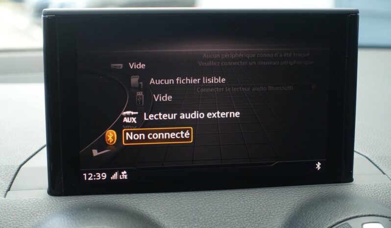 AUDI Q2 35 TFSI 150 CH S-TRONIC S-LINE complet