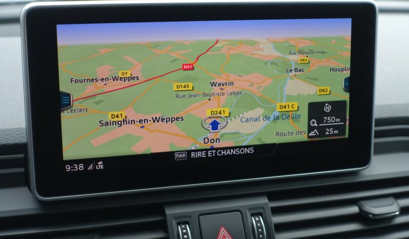AUDI Q5 35 TDI 163 CH S-TRONIC complet